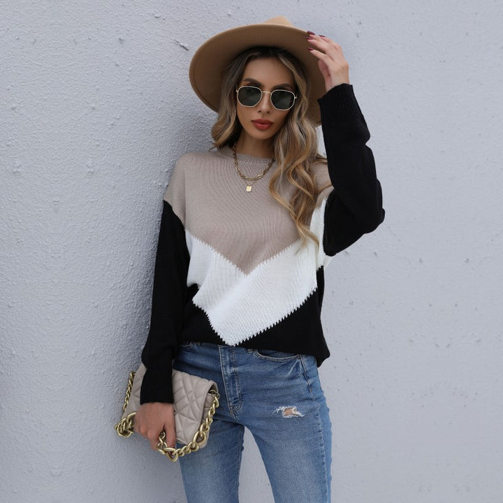 Women's fine knit pullover with chevron pattern, round neckline and loose silhouette Mune Fashion