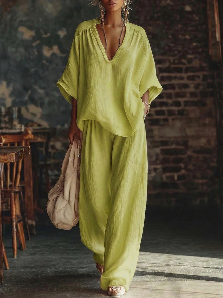 Women's casual two-piece linen-look set with deep V-neck, oversized blouse and wide palazzo pants Mune Fashion