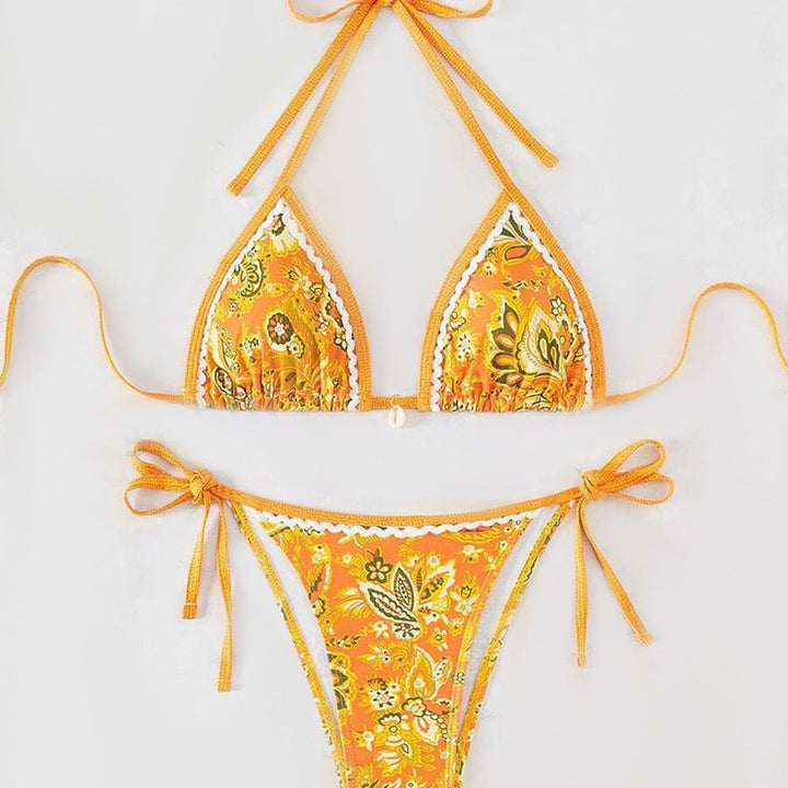 Ladies Triangle Bikini with Floral Vintage Pattern Mune Fashion
