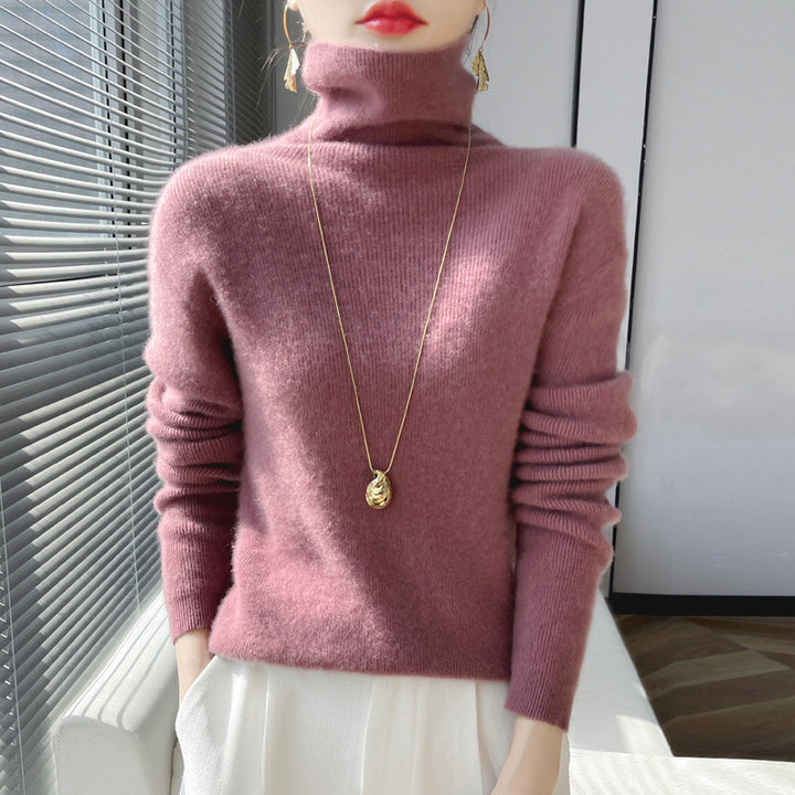 Women's short-cut turtleneck sweater made of soft cashmere blend with slim silhouette Mune Fashion