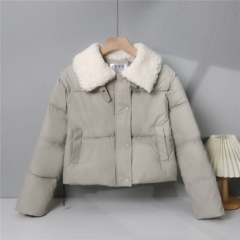 Women's short quilted winter jacket with wide teddy collar and drawstring Mune Fashion