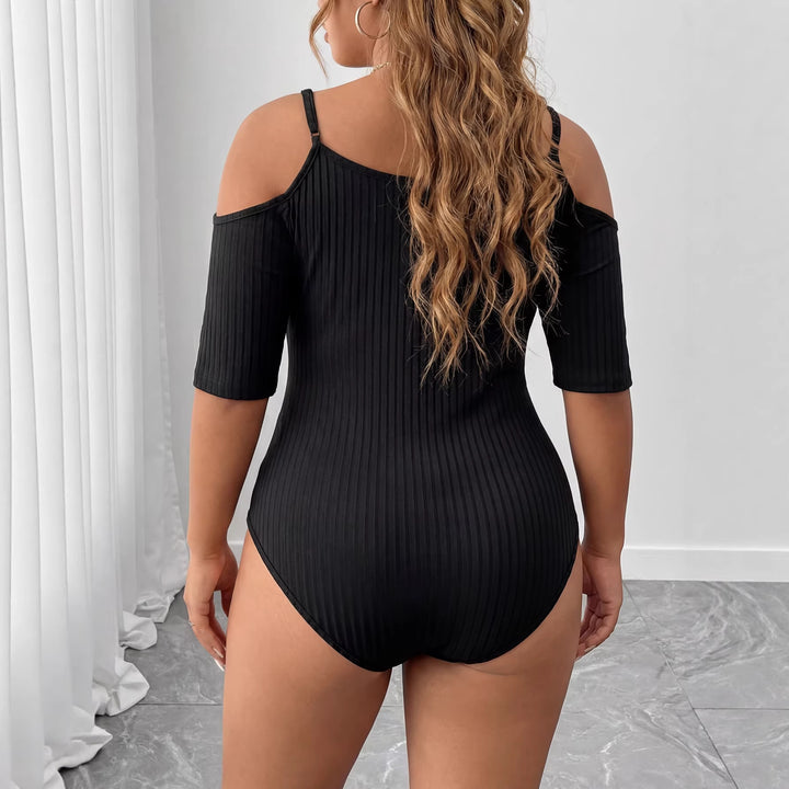 Women's Body-Hugging Top with Off-Shoulder Design Mune Fashion