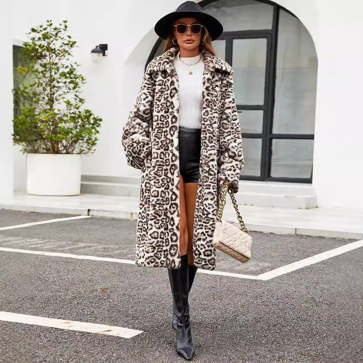 Ladies Elegant and Stylish Faux Fur Coat Mune