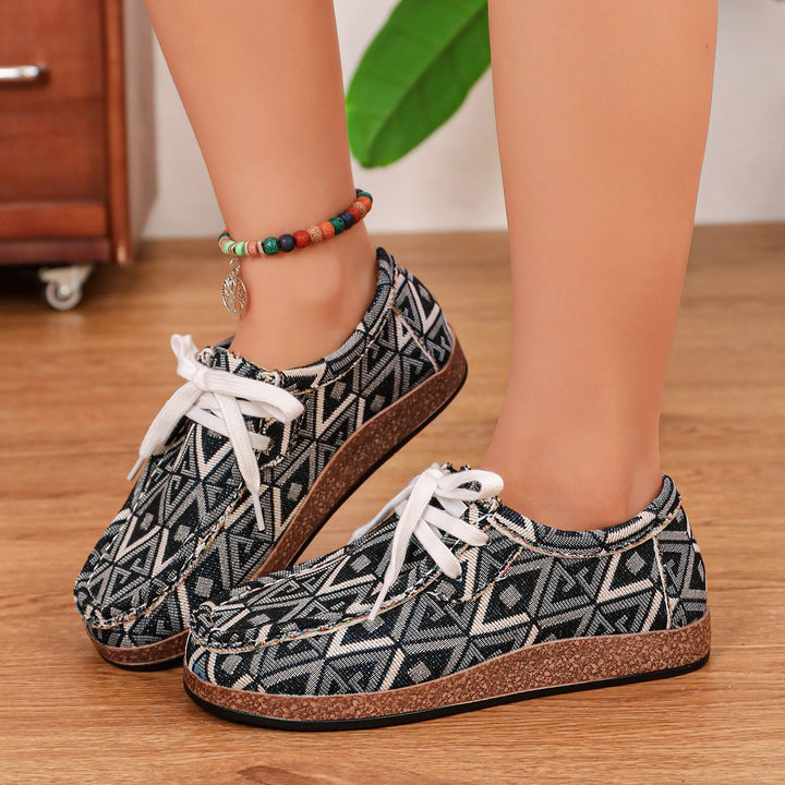 Women Patterned Comfort Moccasins with Wedge Sole and Colorful Band Mune Fashion