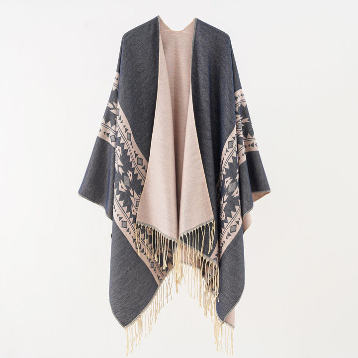 Women's Oversize Poncho with Fringes and Jacquard Pattern Mune Fashion
