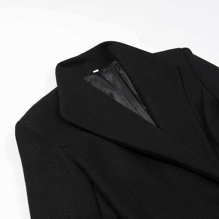Women Tailored Longline Coat with Emphasized Shoulder Area and One-Button Closure Mune Fashion