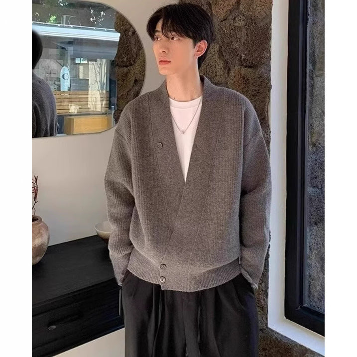 Men's chunky knit cardigan in oversized cut with shawl collar and asymmetrical 3-button placket Mune Fashion