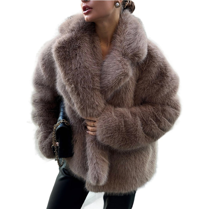 Ladies luxurious short faux fur jacket with wide shawl collar Mune Fashion