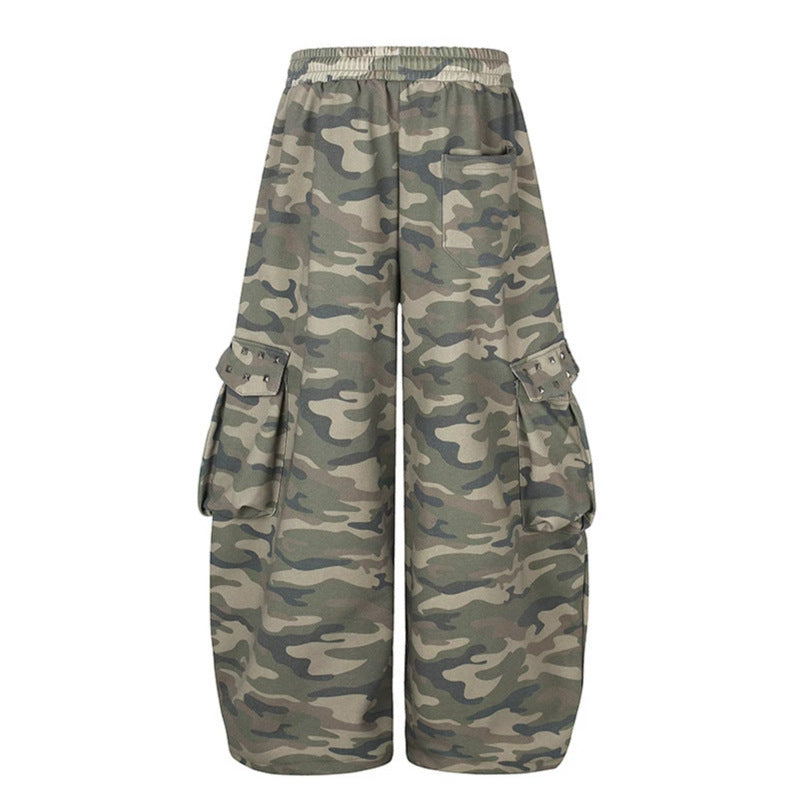 Women's Wide Cargo Pants in Camouflage Design with Elastic Waistband and Large Pockets Mune Fashion
