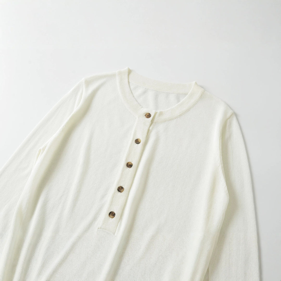 Ladies Fine Short Cardigan with Round Neck, Button Placket and Tailored Cuff Mune Fashion