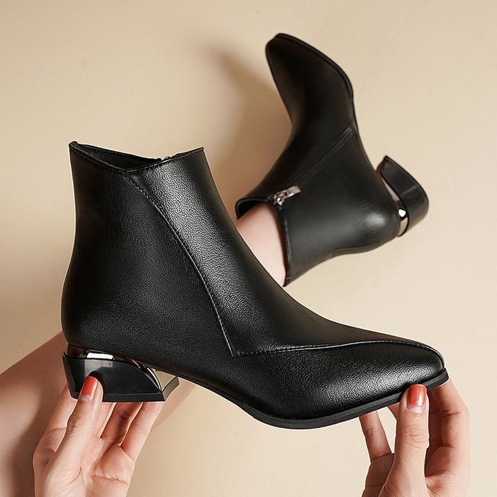 Damen Kurzstiefelette mit spitzer Zehenpartie und skulptiertem Blockabsatz Mune Fashion