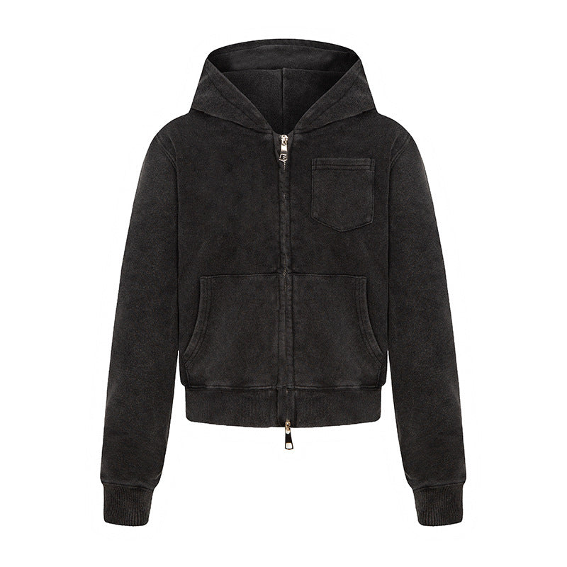 Ladies short-cut hooded zip jacket made of garment-dyed cotton fleece with chest pocket Mune Fashion