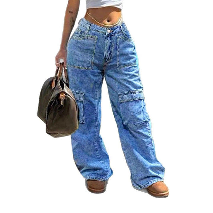 Women's High-Waisted Baggy Cargo Jeans in Utility Look with Oversized Flap Pockets Mune Fashion