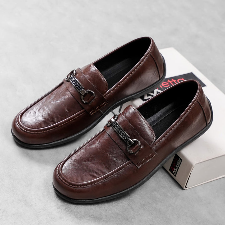 Men's Elegant Moccasins with Fashionable Accents Mune Fashion