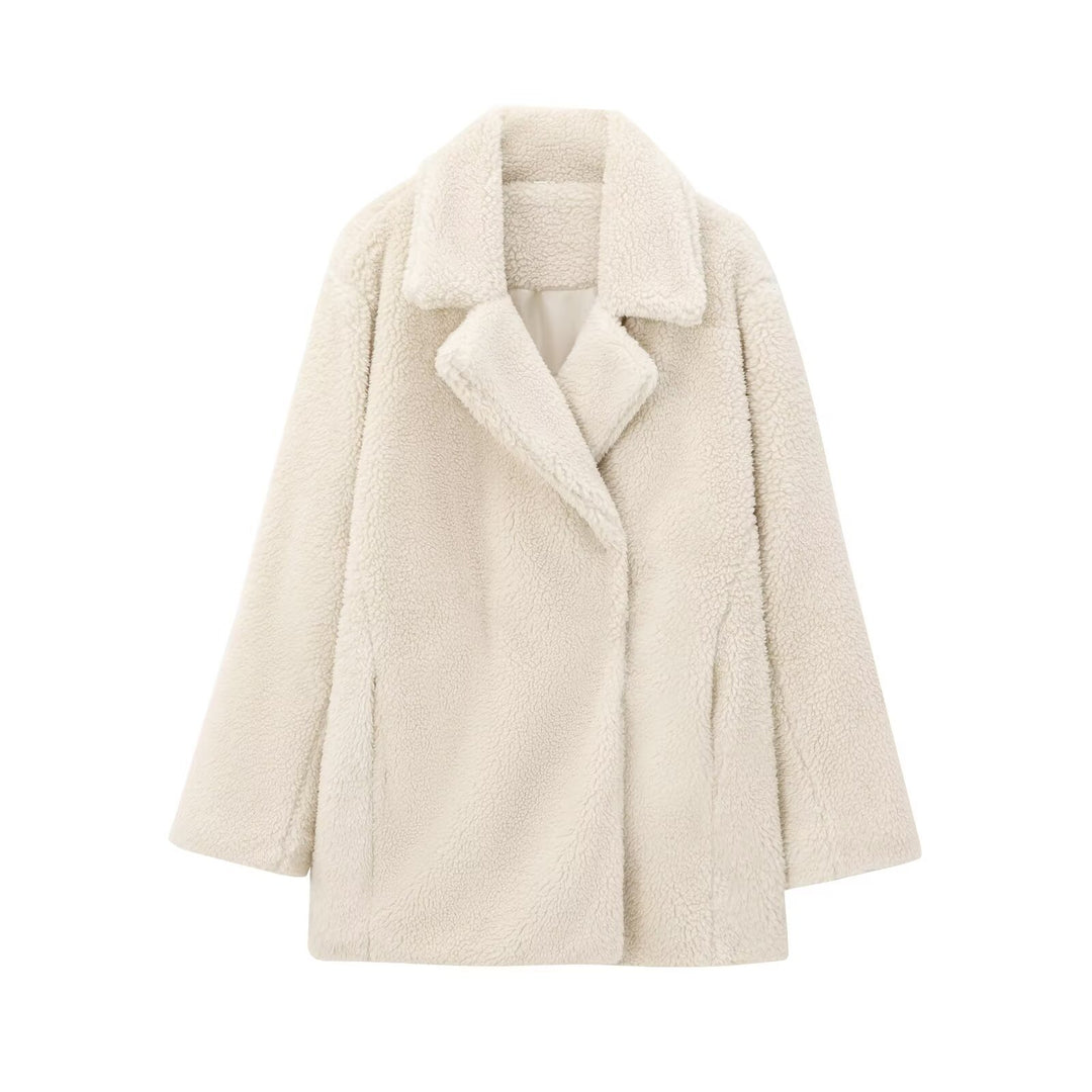 Women's Oversize Teddy Coat made of Faux Fur with Notched Collar and Boxy Silhouette Mune Fashion