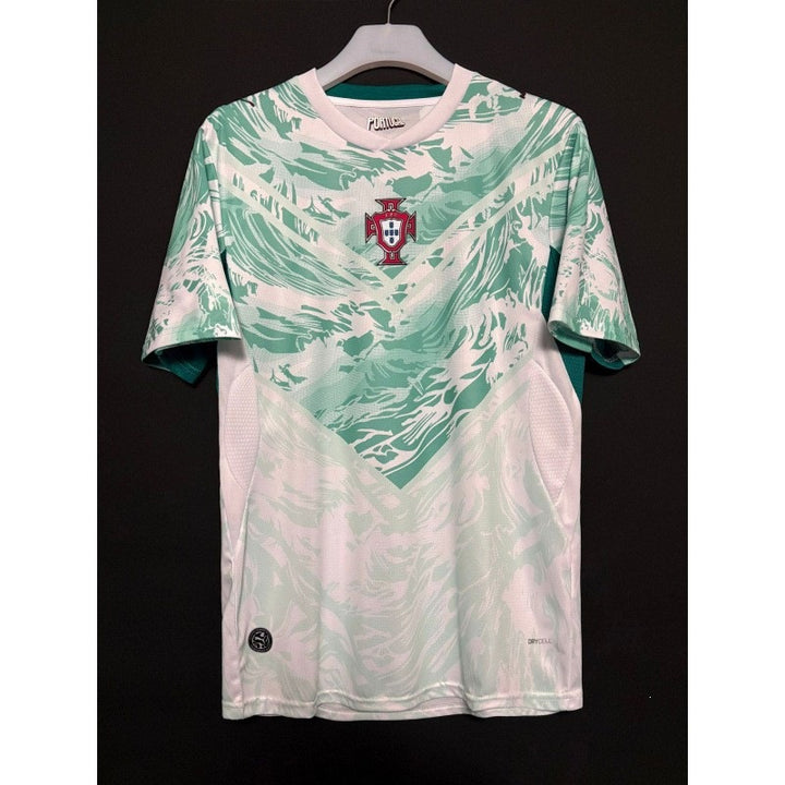 Men's breathable performance soccer jersey with mesh inserts and embroidered Mune Fashion badge