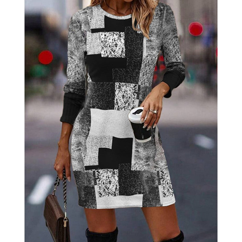 Women’s Knit Dress with Modern Geometric Pattern and Long Sleeves Mune