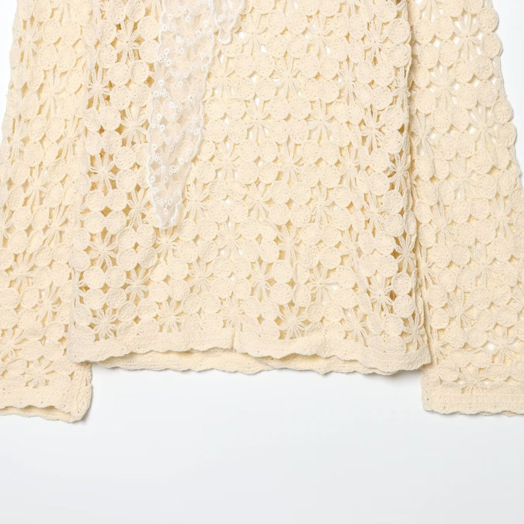 Women crocheted floral sweater with round neckline and lace pattern Mune Fashion