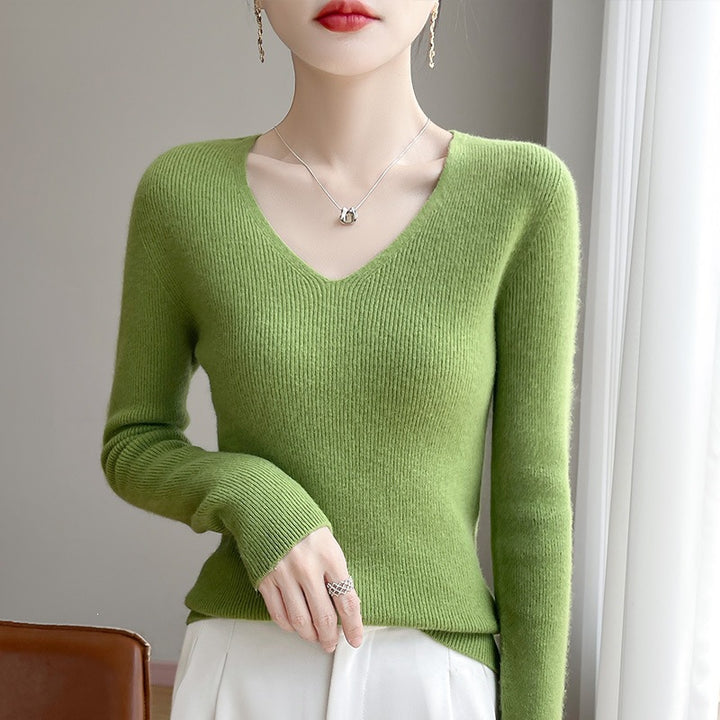 Women's Slim Fit V-Neck Fine Knit Sweater with Fine Rib Structure and Soft Feel Mune Fashion