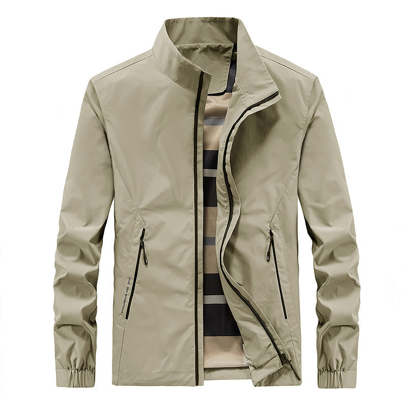 Men's lightweight water-repellent transitional jacket with stand-up collar and concealed zip pockets Mune Fashion