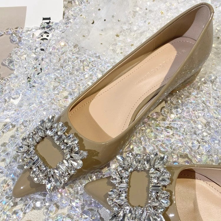 Ladies pointed-toe patent flats with cut crystal buckle Mune Fashion