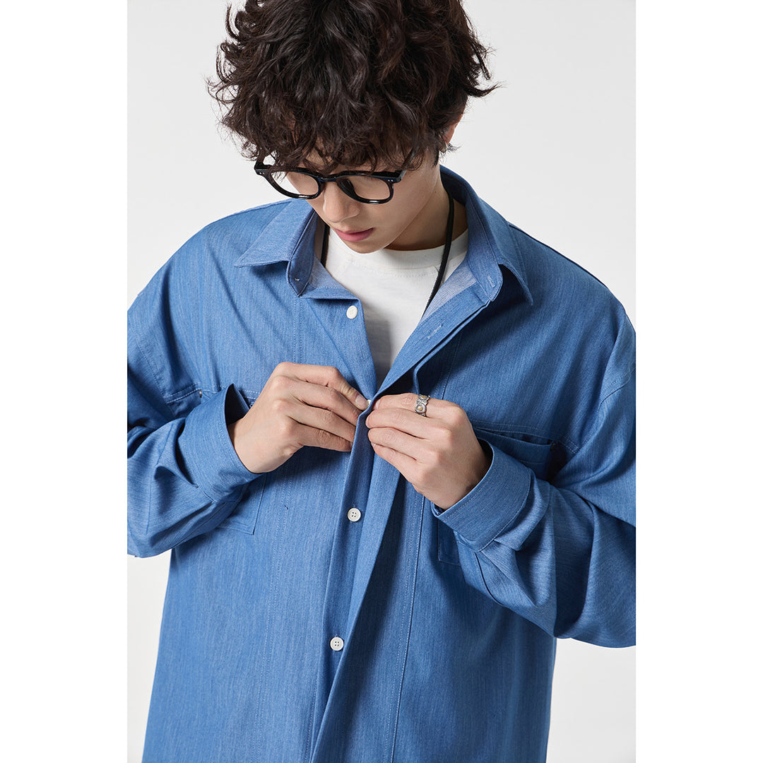 Men's Oversized Shirt Jacket made of lightweight denim quality with concealed button placket and chest pockets Mune Fashion