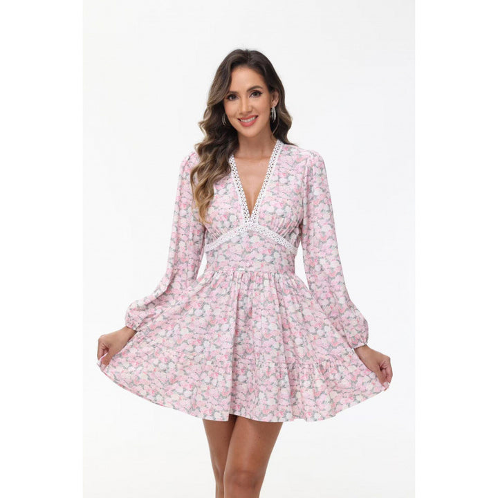 Women Boho floral mini dress with V-neck and puff sleeves Mune Fashion