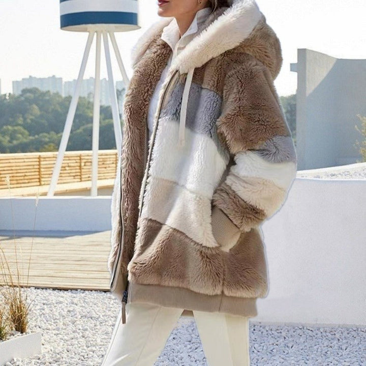 Women's Oversize Teddy Fur Hooded Jacket with Color Block Stripes, High-Quality Zipper and Ribbed Cuffs Mune Fashion