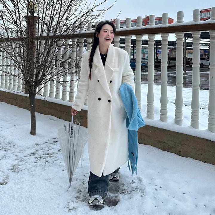 Women Long Teddy Coat in Oversized Cut with Double Breasted and Revers Collar Mune Fashion