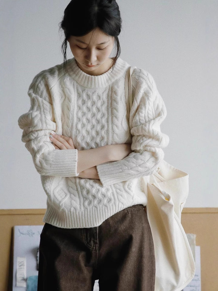 Women's Structured Cable Knit Sweater Made of Merino Blend with Ribbed Finishes and Boxy Fit Mune Fashion