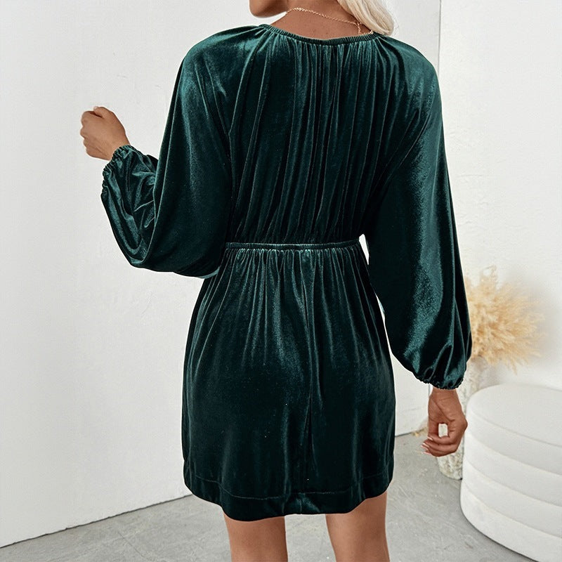 Ladies Elegant Velvet Dress with V-Neck and Puff Sleeves Mune Fashion