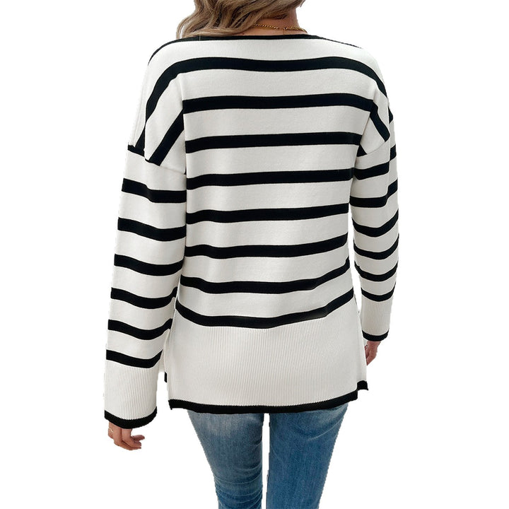 Women's striped V-neck fine knit pullover with extended tunic cut and ribbed hem Mune Fashion