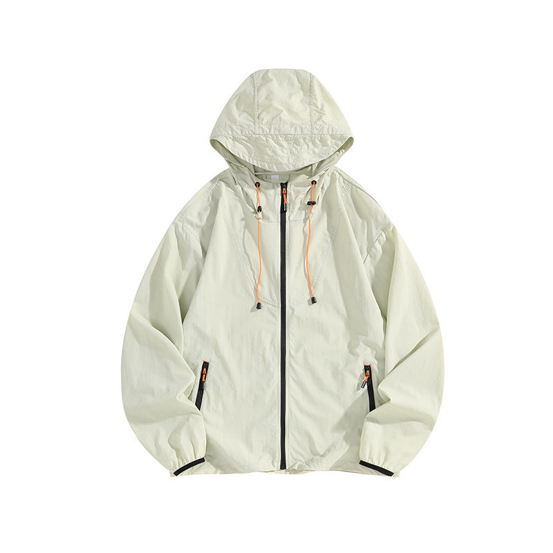 Men's Lightweight Outdoor Jacket with Hood and Practical Zipper Pockets Mune Fashion