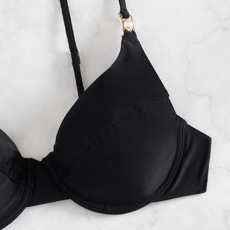 Ladies Push-Up Bikini with fashionable gold detail Mune Fashion