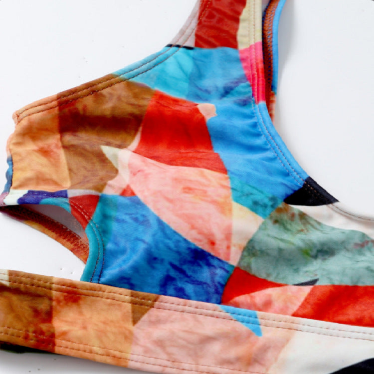 Women's Sport Bikini with Geometric Design and Wide Straps Mune Fashion
