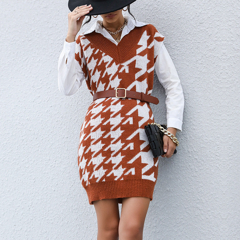Women's Longline Knit Tunic Vest with Houndstooth Jacquard and Deep V Neck Mune Fashion
