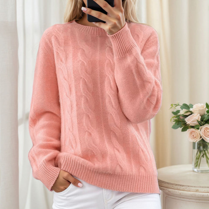 Women's cozy cable knit sweater with round neck Mune Fashion