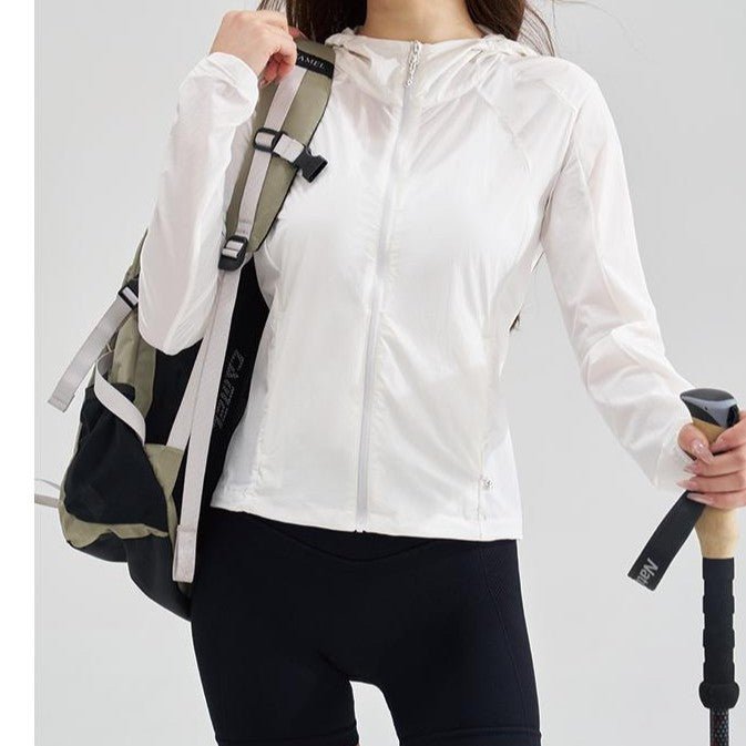 Women's Lightweight Hooded Wind Jacket with Zipper and Adjustable Hem Mune Fashion