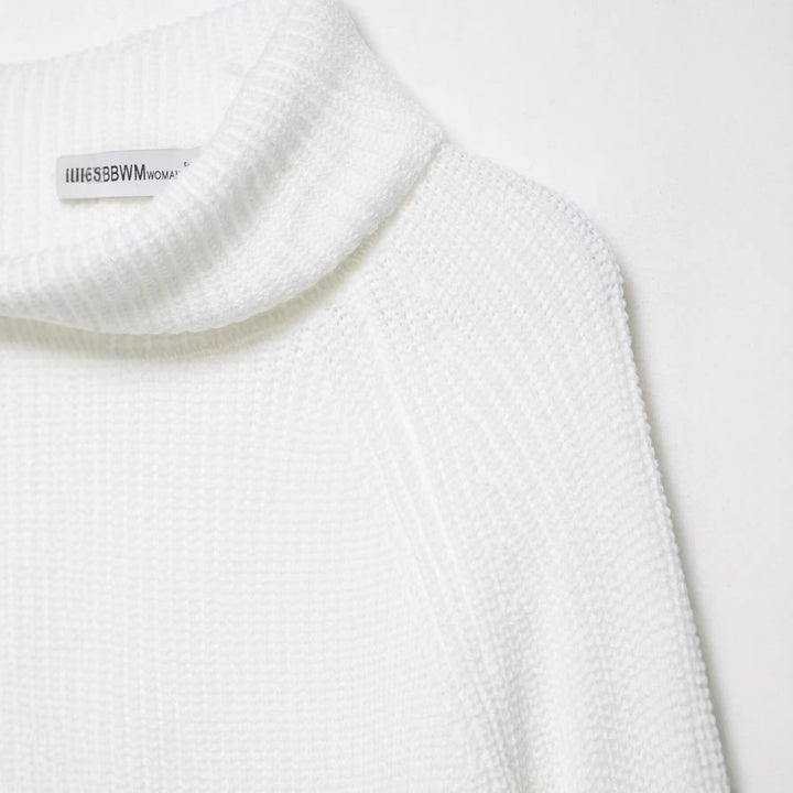 Women Chunky Knit Cropped Turtleneck Sweater in Boxy Fit Mune Fashion