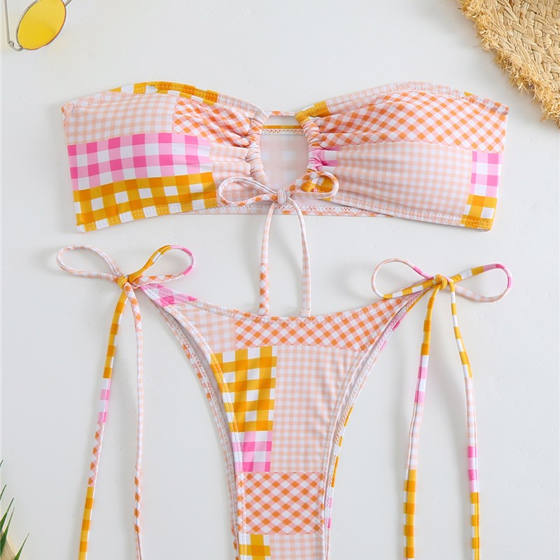 Ladies bikini set with playful check pattern and adjustable ties Mune Fashion
