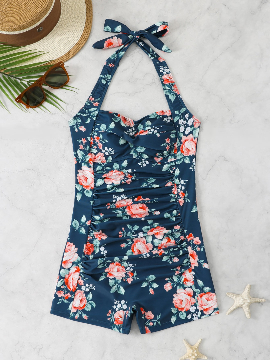 Ladies swimsuit with shape-enhancing design Mune Fashion