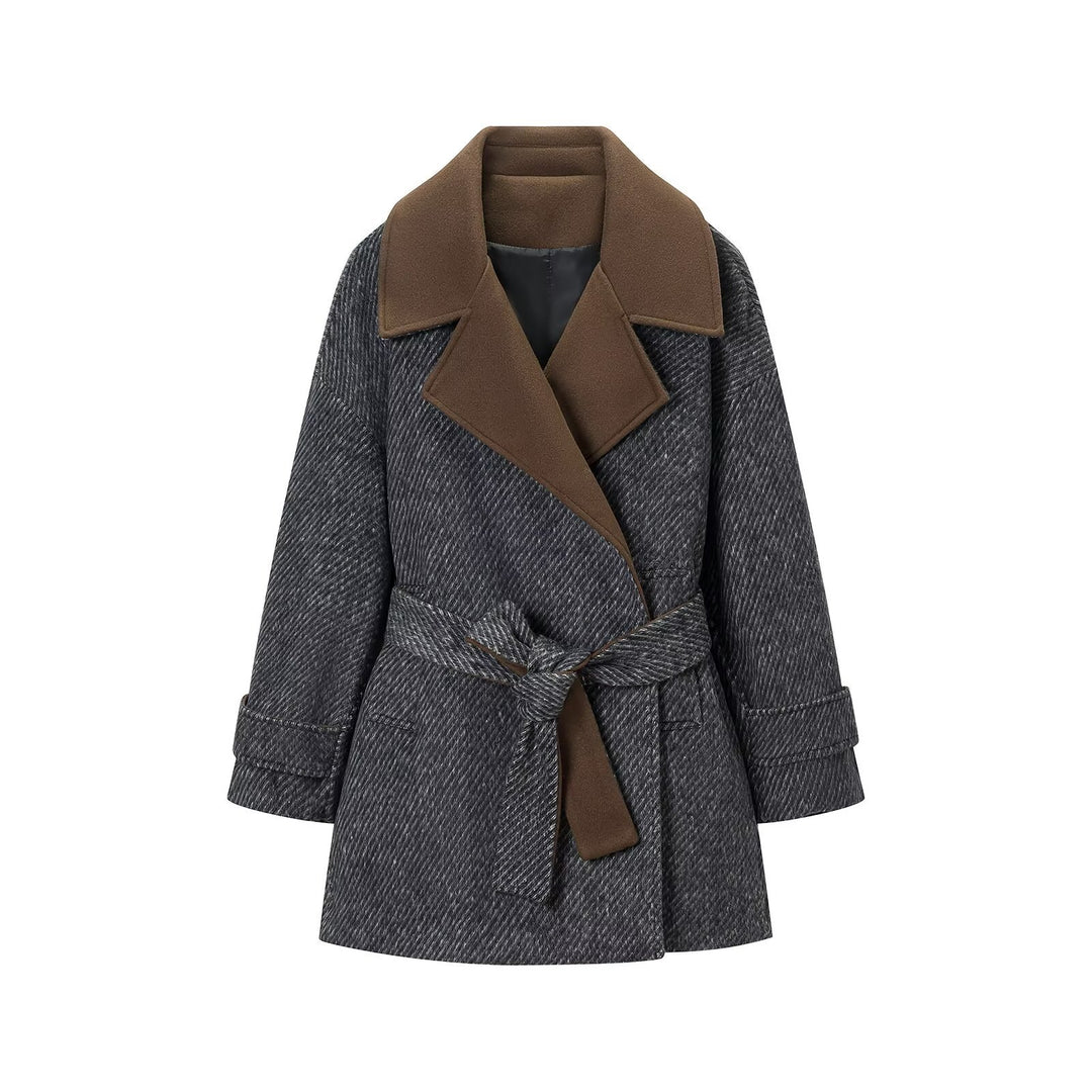 Women's wool blend coat with tie belt and large contrast collar Mune Fashion