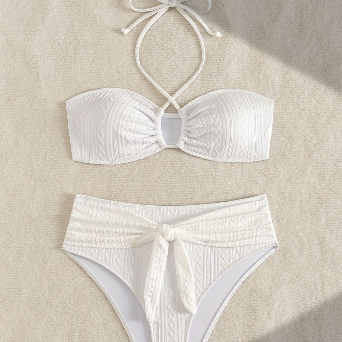 Ladies Two-Piece Bikinis with High-Cut Waist Mune Fashion