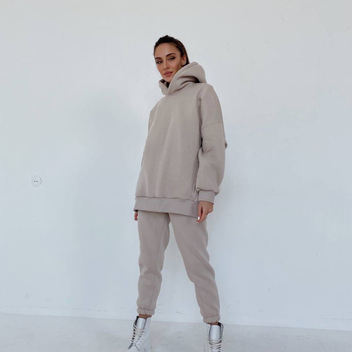 Women's oversized hoodie loungewear set with extra large hood and tailored joggers Mune Fashion