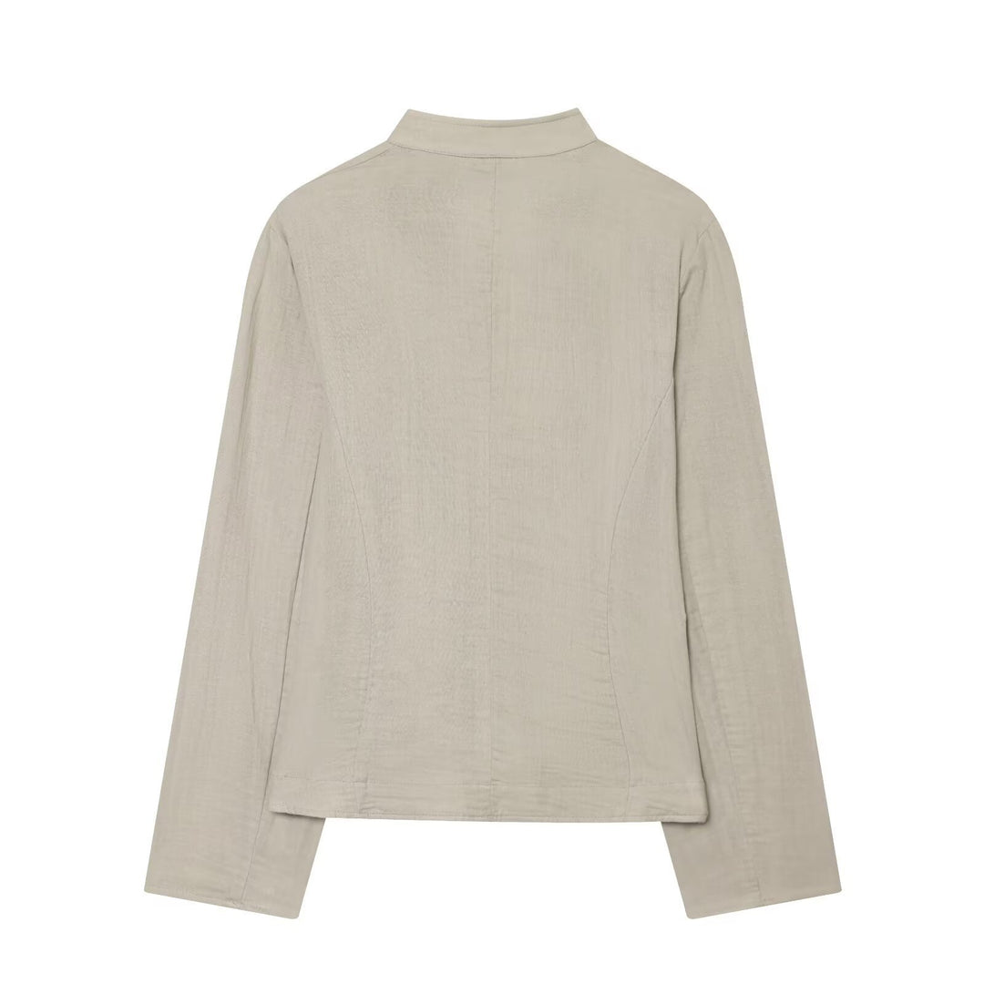Women's short blazer with Mandarin collar, decorative button placket and curved hem Mune Fashion