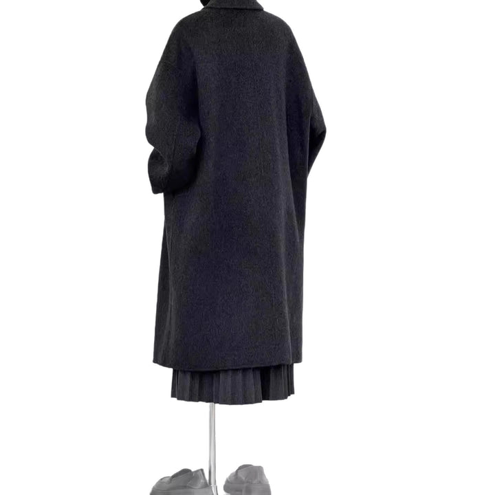 Women's Oversized Wool Coat with Wide Lapels and Relaxed Silhouette Mune Fashion