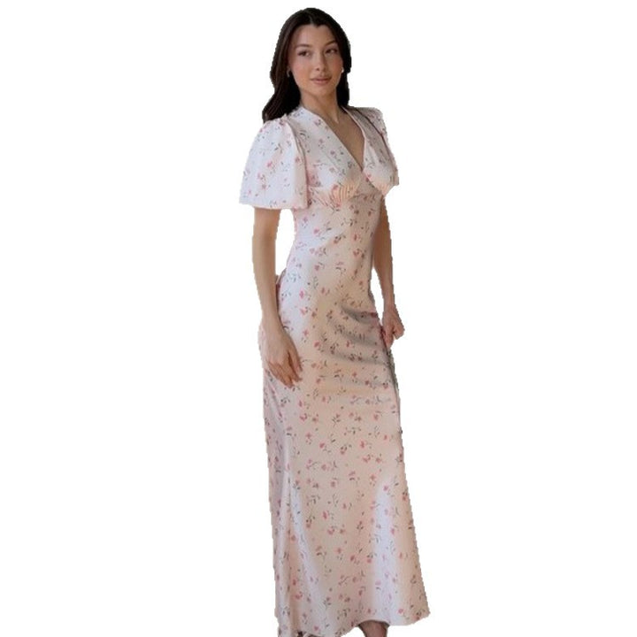 Women's maxi dress with floral satin look, fitted silhouette and short puff sleeves Mune Fashion