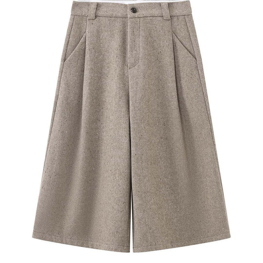 Women High-Waisted Culotte Pants made of Wool Blend with Pleat Mune Fashion