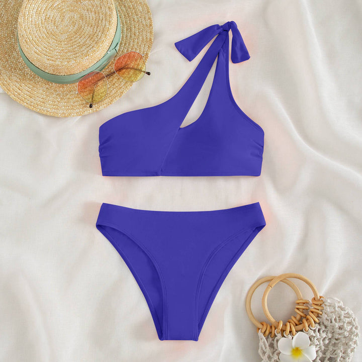 Women's asymmetrical bikini with trendy cut-outs Mune Fashion