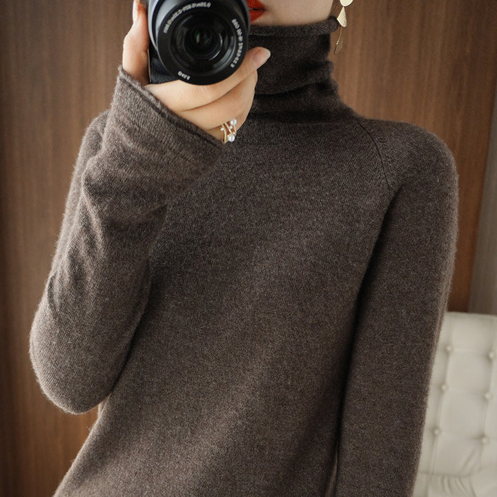 Women's Soft Roll Neck Sweater in Cashmere-Look with Thumb Hole and Fitted Silhouette Mune Fashion